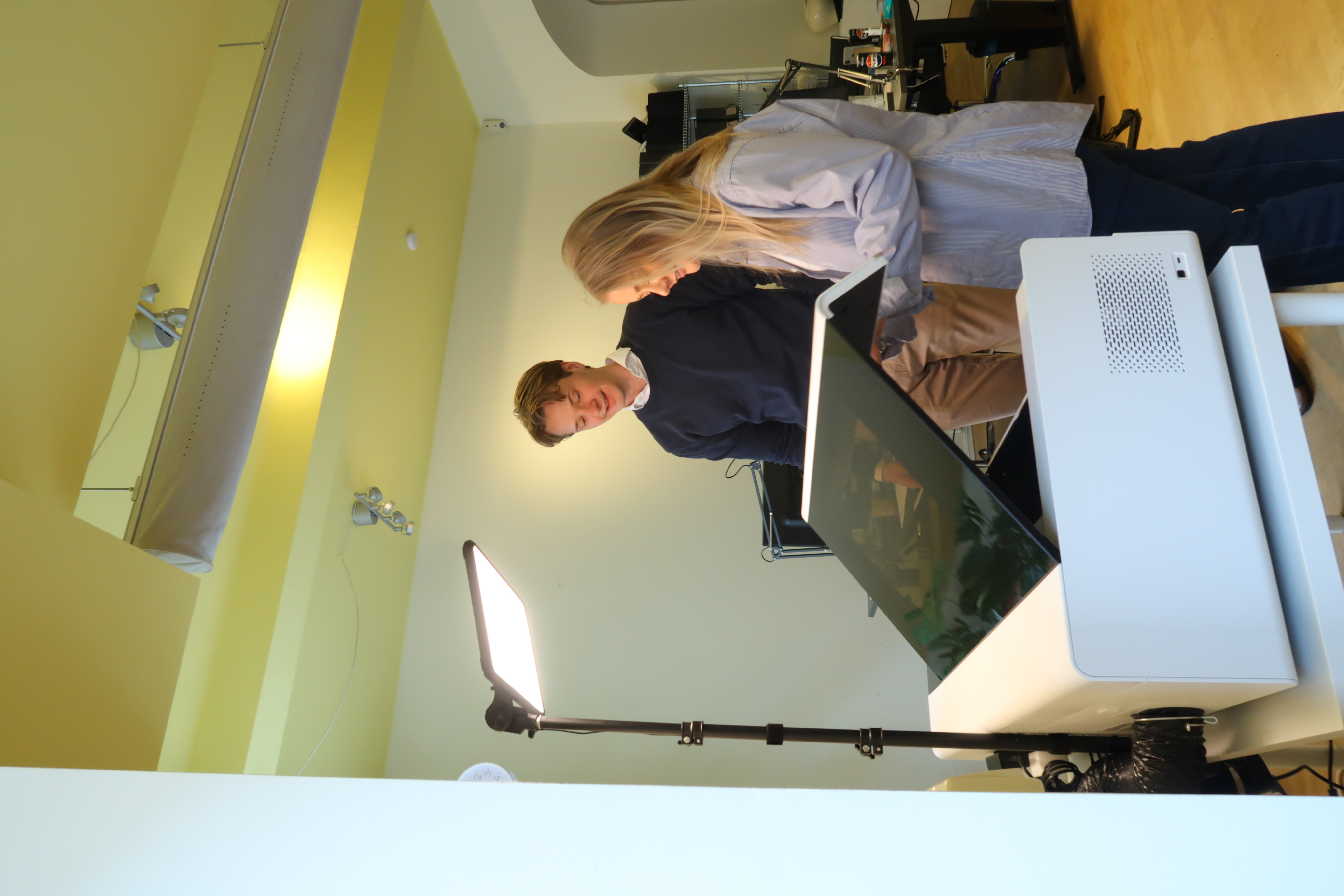Our team collaborating on innovative projects - Image 5